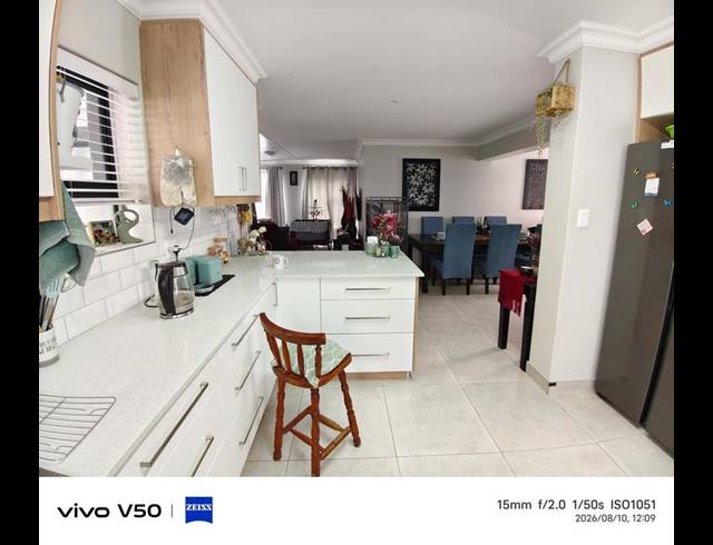 3 BEDROOM TOWNHOUSE FOR SALE IN DANA BAY